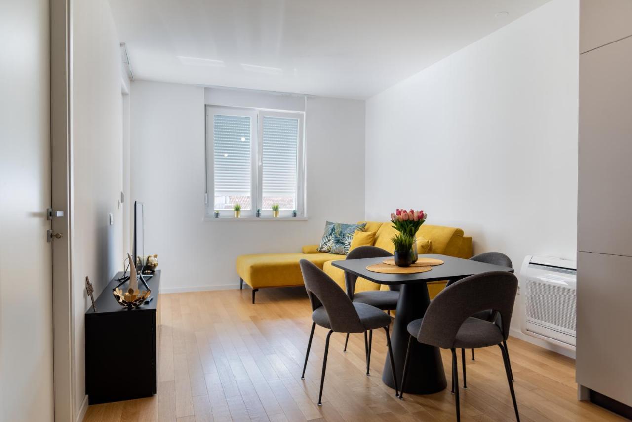 Appartamento Sole Zara Esterno foto